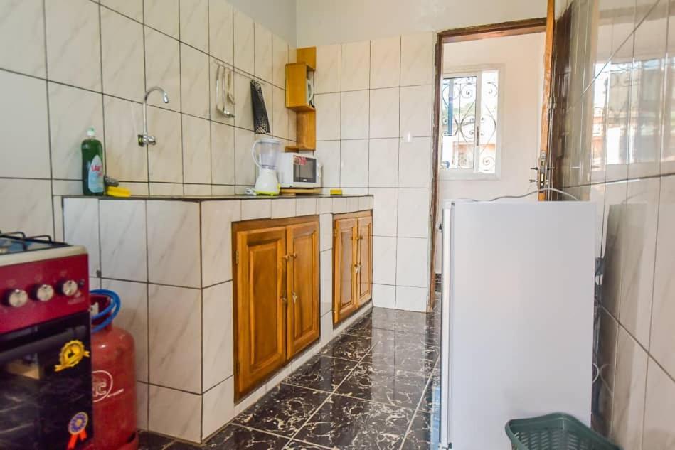 Appartements Neuf De Haut Standing Dm & Ng A Bafoussam المظهر الخارجي الصورة