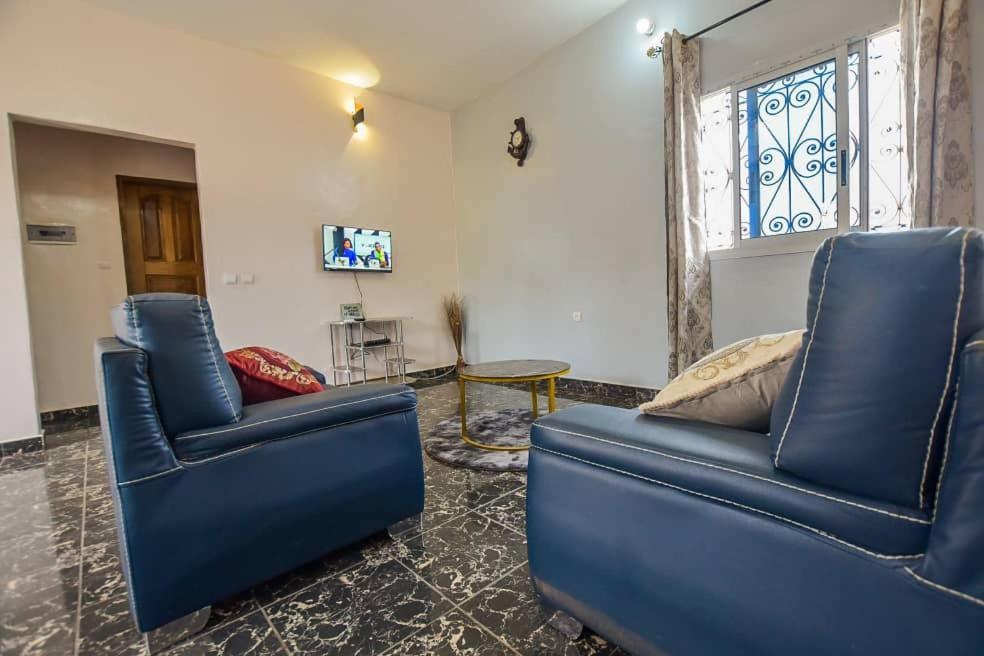 Appartements Neuf De Haut Standing Dm & Ng A Bafoussam المظهر الخارجي الصورة