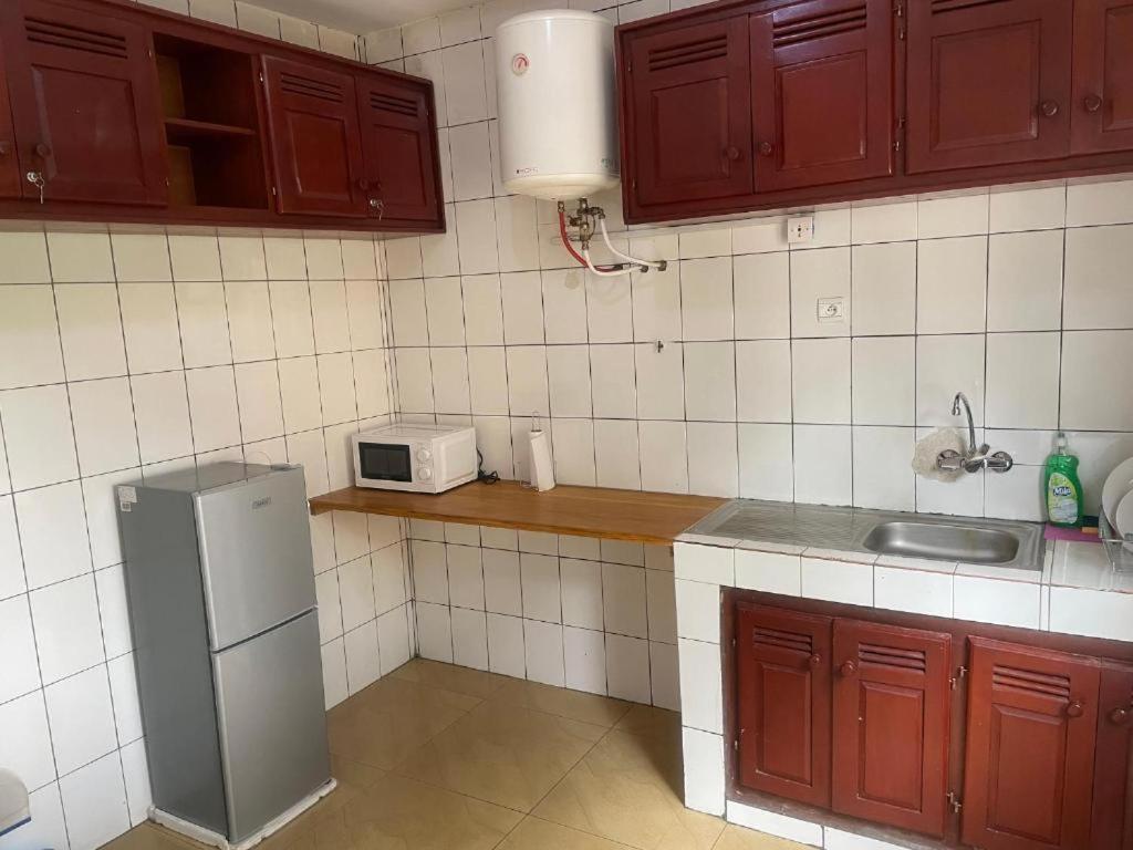 Appartements Neuf De Haut Standing Dm & Ng A Bafoussam المظهر الخارجي الصورة